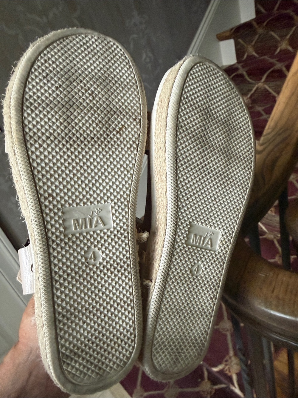 MIA JENISE girls sandal size 4 medium excellent condition - Picture 7 of 11